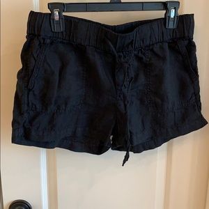 EUC Caslon black linen shorts